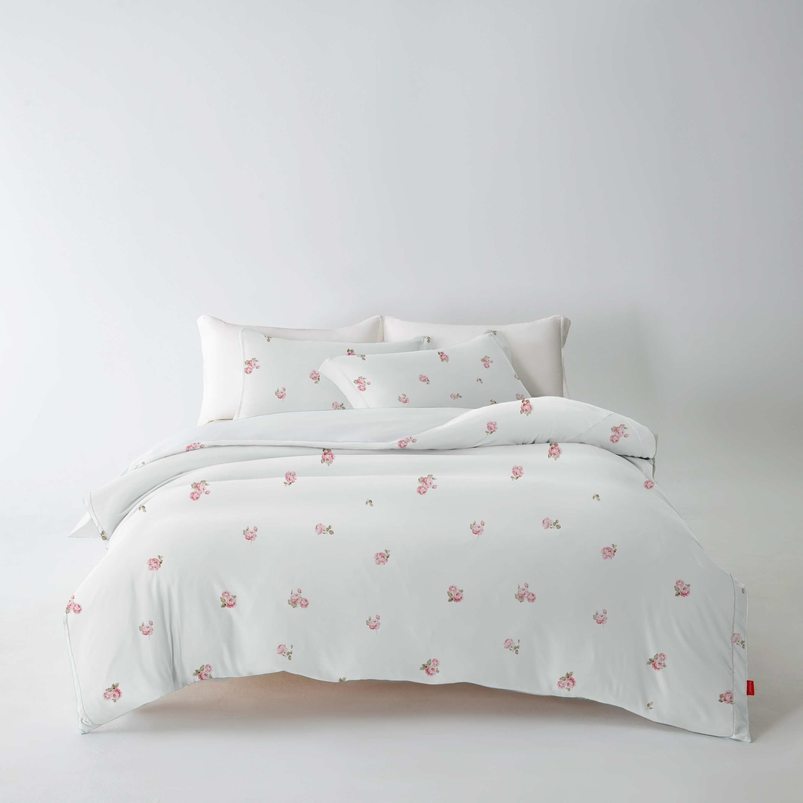 Easy to Use Duvet Cover Set · Rose Garden