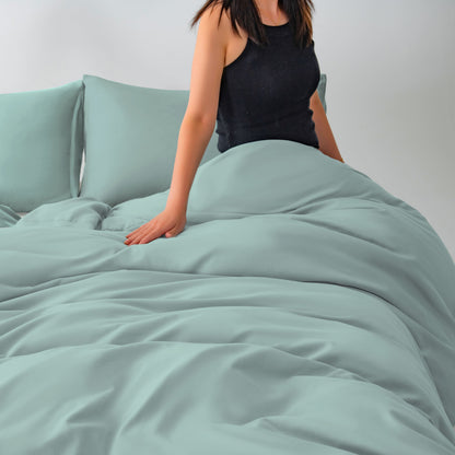 3-Sided Zipper Duvet Cover Set  · Cloud Green