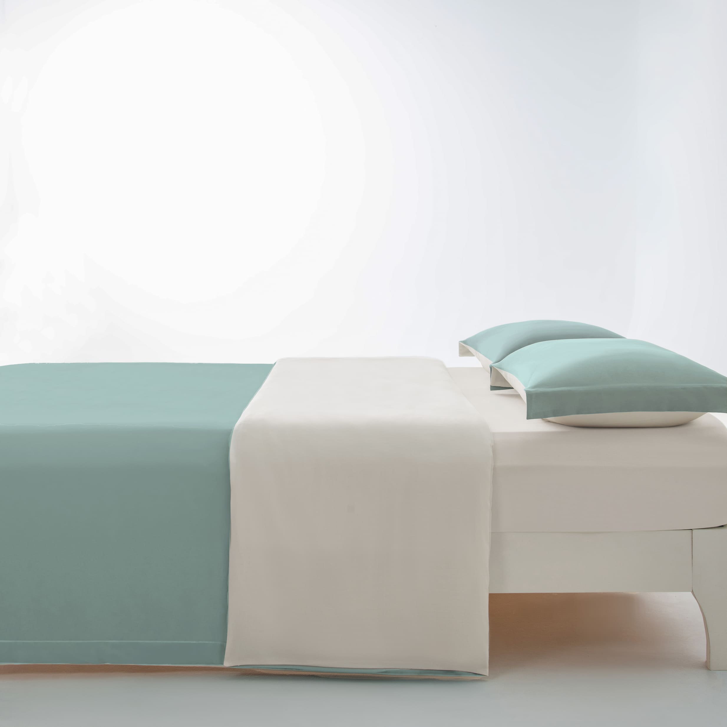 3-Sided Zipper Duvet Cover Set  · Cloud Green
