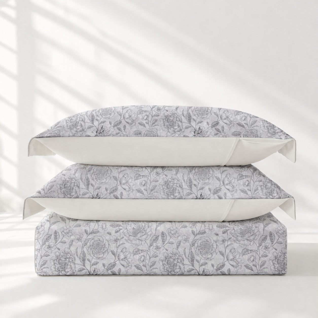 3 pc Redssen duvet cover set includes 1 duvet cover with 2 pillowcases